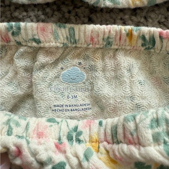 Floral Peplum Top & Bloomer Set - Picture 2 of 3